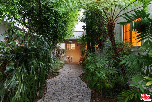 1377 Preston Way, Venice (los Angeles), CA 90291