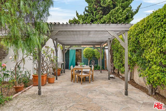 1377 Preston Way, Venice (los Angeles), CA 90291