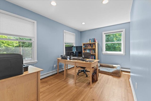 240 South Cove Road, Burlington, VT 05401