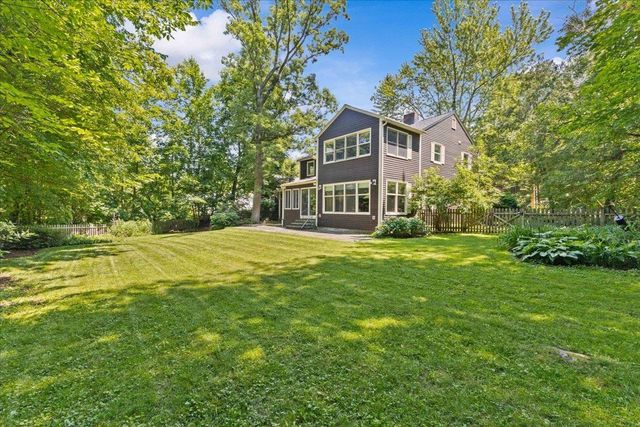 240 South Cove Road, Burlington, VT 05401