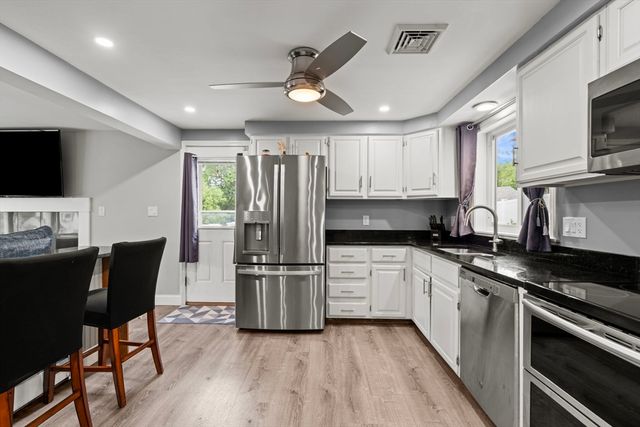 395 Lowell Street, Peabody, MA 01960