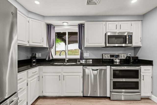 395 Lowell Street, Peabody, MA 01960
