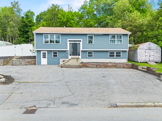 395 Lowell Street, Peabody, MA 01960