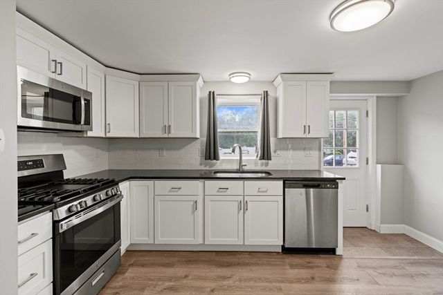 395 Lowell Street, Peabody, MA 01960