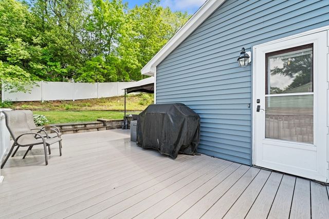 395 Lowell Street, Peabody, MA 01960