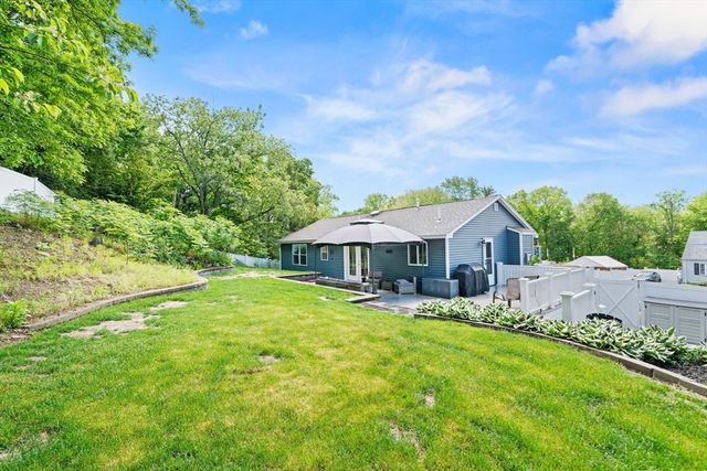 395 Lowell Street, Peabody, MA 01960