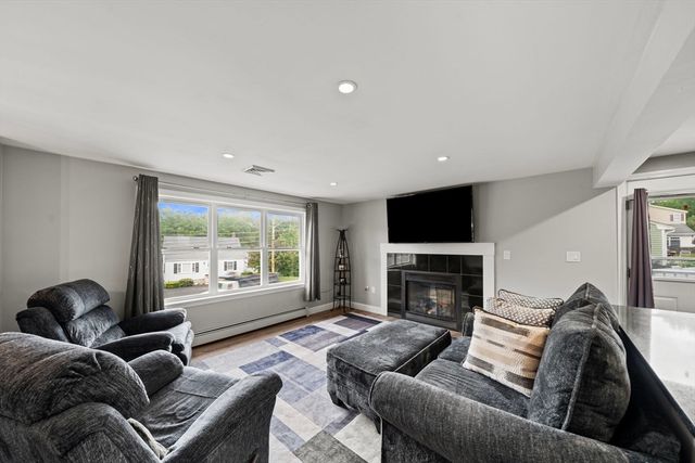395 Lowell Street, Peabody, MA 01960
