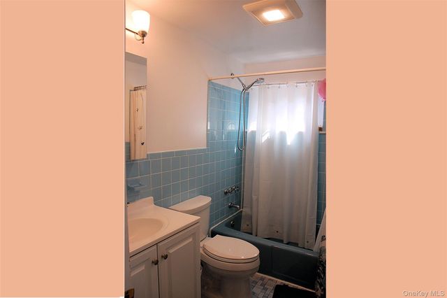 18 Coralyn Avenue, White Plains, NY 10605