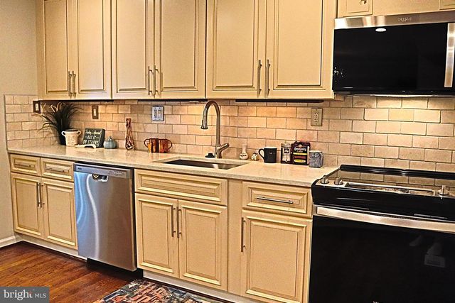 13800 FLINT ROCK RD, Rockville, MD 20853