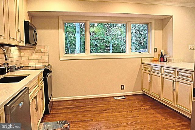 13800 FLINT ROCK RD, Rockville, MD 20853