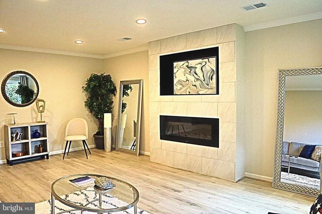 13800 FLINT ROCK RD, Rockville, MD 20853