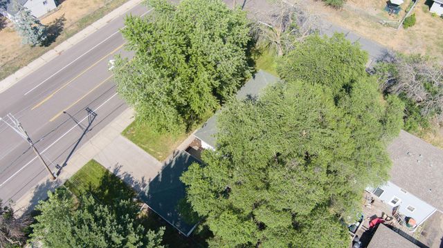 160 109th Avenue NE, Blaine, MN 55434