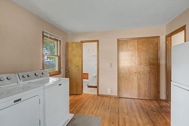 160 109th Avenue NE, Blaine, MN 55434