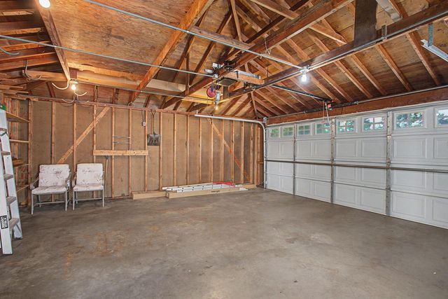 160 109th Avenue NE, Blaine, MN 55434