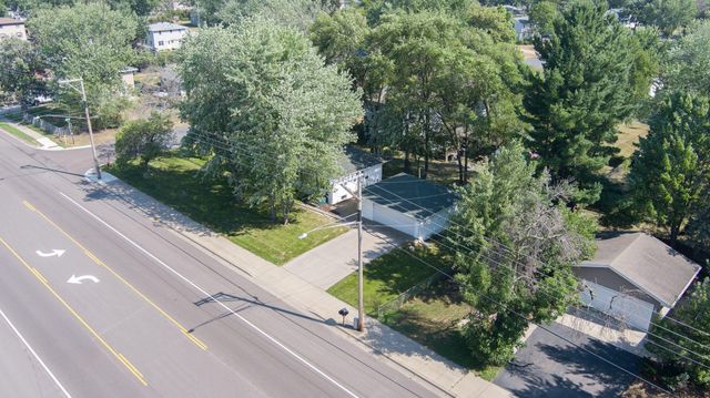 160 109th Avenue NE, Blaine, MN 55434