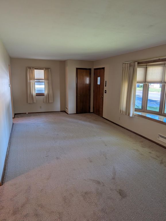 160 109th Avenue NE, Blaine, MN 55434 — photo 2