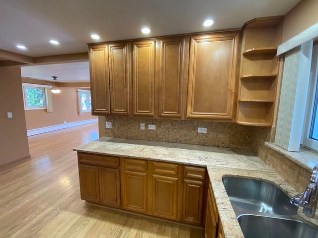 6157 W Belmont Avenue 2F, Chicago, IL 60634