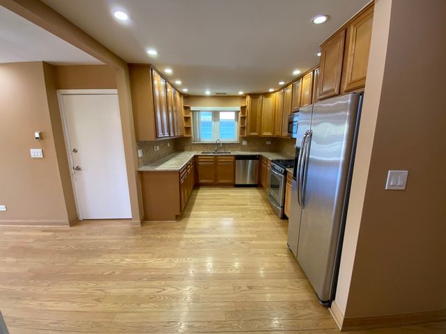 6157 W Belmont Avenue 2F, Chicago, IL 60634