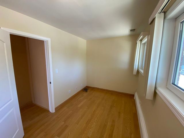 6157 W Belmont Avenue 2F, Chicago, IL 60634