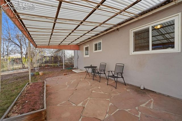 2424 Farragut Avenue, Colorado Springs, CO 80907