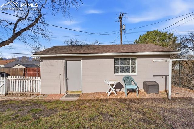 2424 Farragut Avenue, Colorado Springs, CO 80907