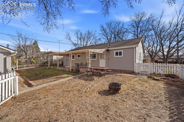 2424 Farragut Avenue, Colorado Springs, CO 80907