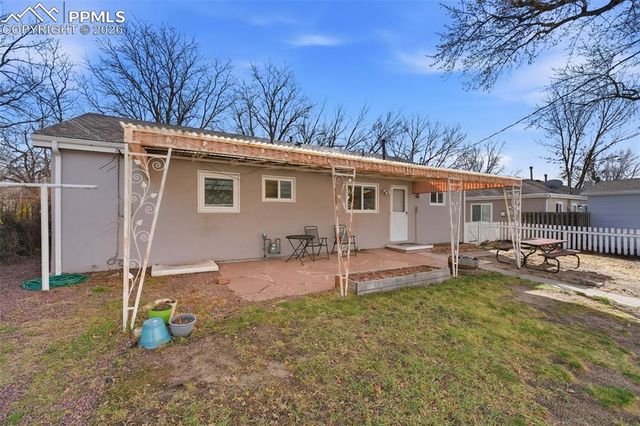 2424 Farragut Avenue, Colorado Springs, CO 80907