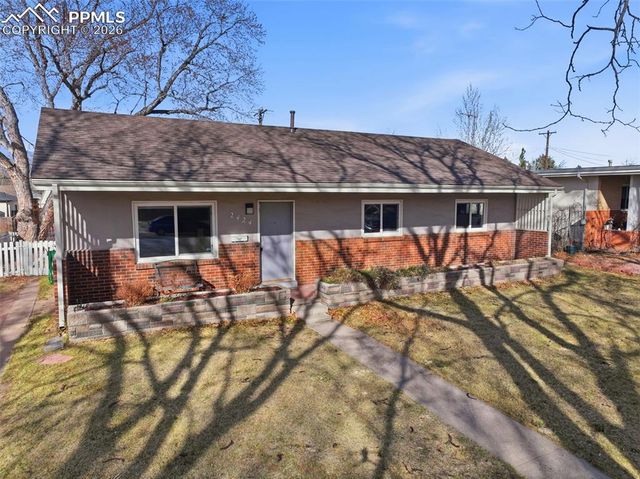 2424 Farragut Avenue, Colorado Springs, CO 80907