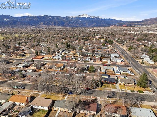 2424 Farragut Avenue, Colorado Springs, CO 80907