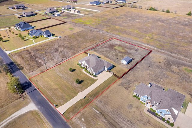 1571 E Highland Road, Waxahachie, TX 75167