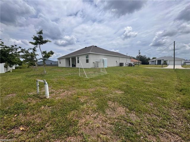 1820 NW 19th AVE, Cape Coral, FL 33993