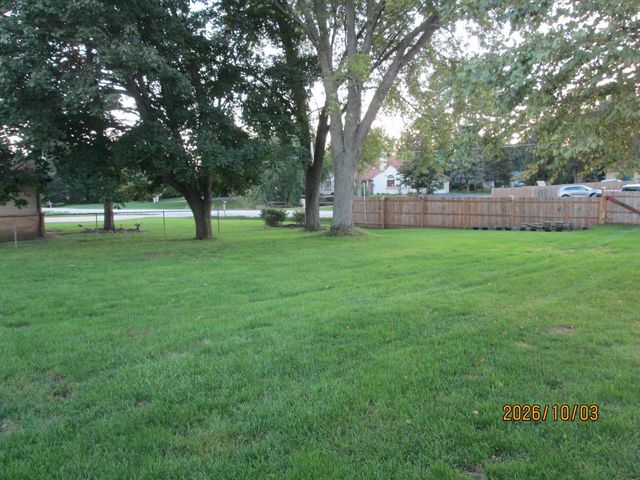8235 Old Spring STREET, Mount Pleasant, WI 53406