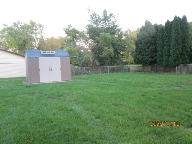 8235 Old Spring STREET, Mount Pleasant, WI 53406