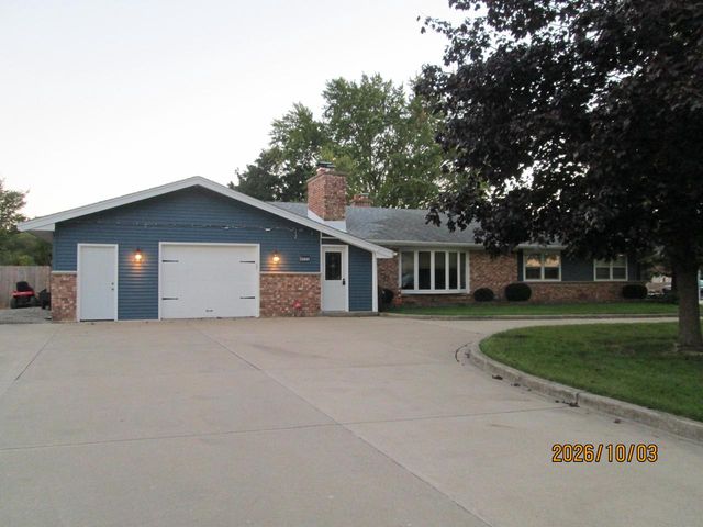 8235 Old Spring STREET, Mount Pleasant, WI 53406