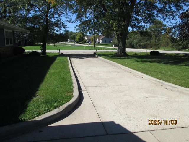 8235 Old Spring STREET, Mount Pleasant, WI 53406