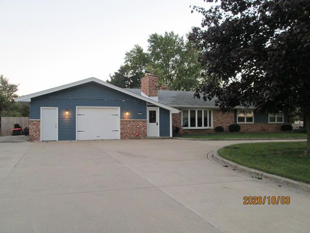 8235 Old Spring STREET, Mount Pleasant, WI 53406
