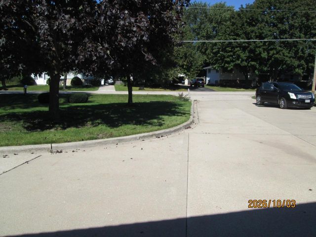 8235 Old Spring STREET, Mount Pleasant, WI 53406