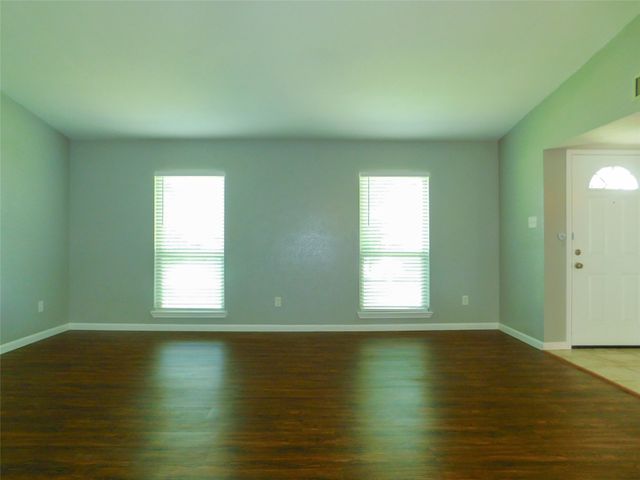 4901 Wheeler Drive, The Colony, TX 75056