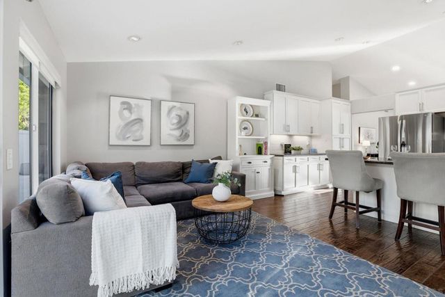 1424 Calle Marbella, Oceanside, CA 92056