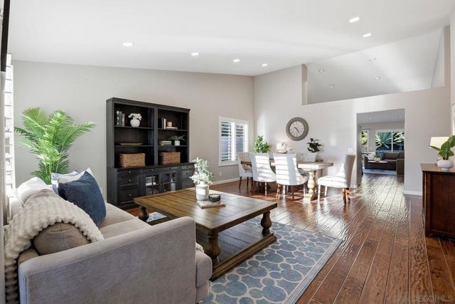 1424 Calle Marbella, Oceanside, CA 92056