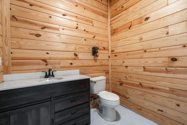 1307 Dusty Road, Cope, SC 29038