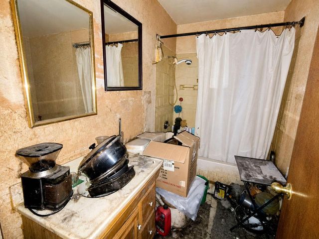6672 N 54th STREET, Milwaukee, WI 53223
