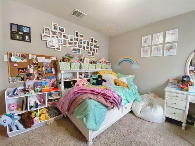 701 Sampson, Kyle, TX 78640