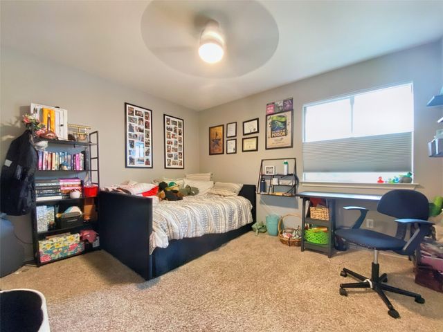 701 Sampson, Kyle, TX 78640