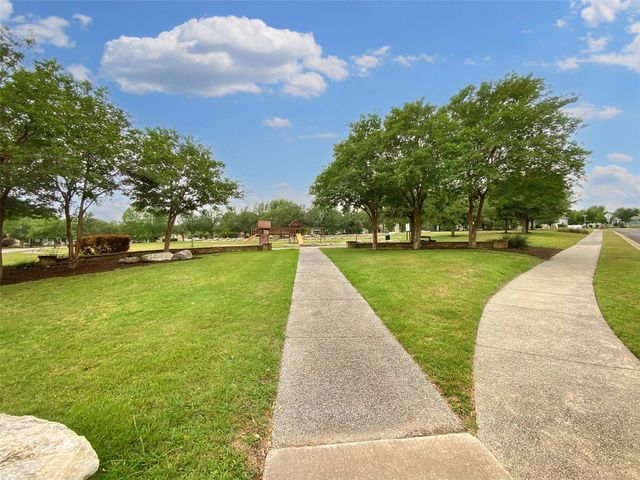 701 Sampson, Kyle, TX 78640
