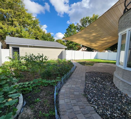 920 Minnesota Avenue SW, Willmar, MN 56201