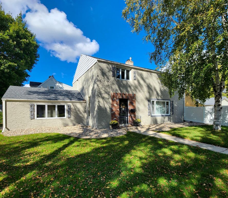 920 Minnesota Avenue SW, Willmar, MN 56201