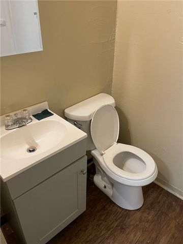 190-192 Knox Ave, Knoxville, PA 15210