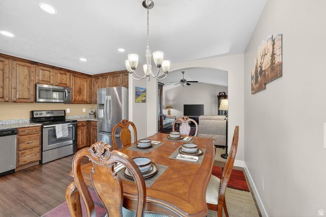 1854 E SHADOW DR, Eagle Mountain, UT 84005
