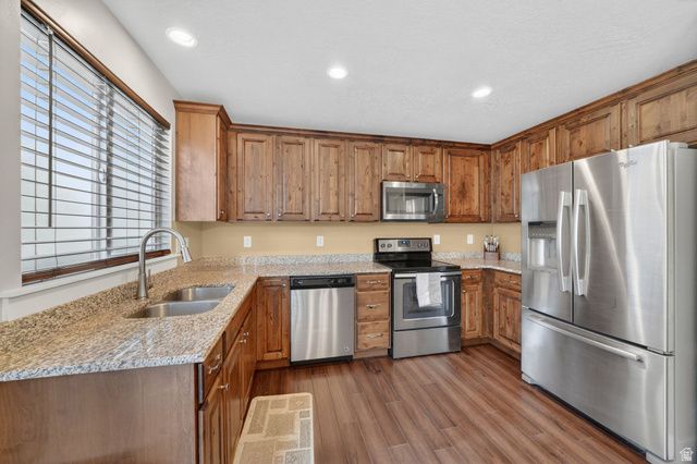1854 E SHADOW DR, Eagle Mountain, UT 84005